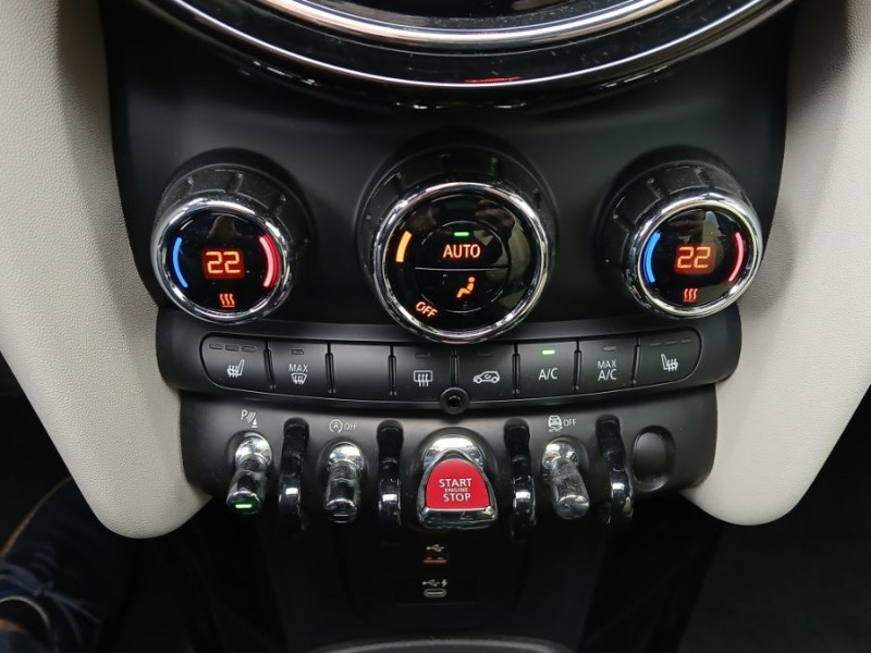 Photo 28 de l'offre de MINI MINI III (F56) NEW 1.5i 136 BVA7 COOPER 5P TOE Camera CarPlay HUD SC à 24950€ chez Mérignac auto