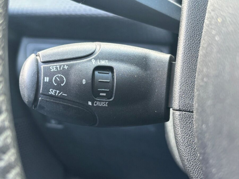 Photo 26 de l'offre de PEUGEOT 208 1.2 PureTech 82 SIGNATURE GPS Radar RER à 10690€ chez Mérignac auto