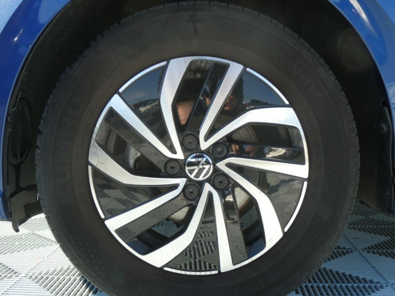 Photo 31 de l'offre de VOLKSWAGEN POLO VI 1.0 TSI 95 LIFE CarPlay Camera Radars JA à 18750€ chez Mérignac auto