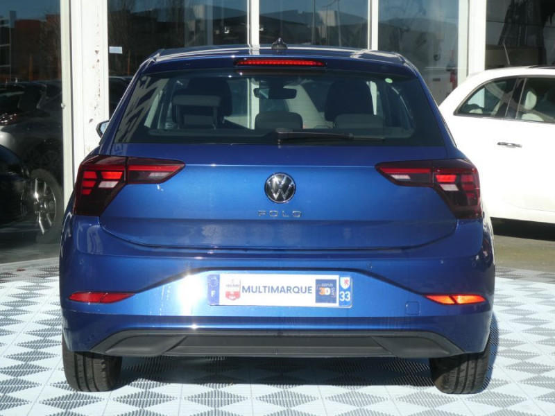 Photo 9 de l'offre de VOLKSWAGEN POLO VI 1.0 TSI 95 LIFE CarPlay Camera Radars JA à 18750€ chez Mérignac auto