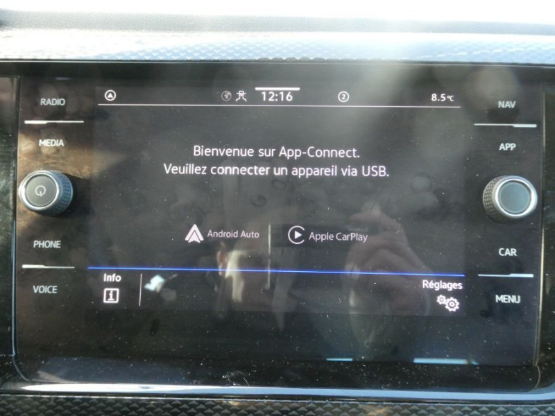 Photo 7 de l'offre de VOLKSWAGEN POLO VI 1.0 TSI 95 LIFE CarPlay Camera Radars JA à 18750€ chez Mérignac auto