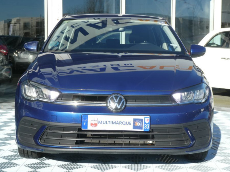 Photo 8 de l'offre de VOLKSWAGEN POLO VI 1.0 TSI 95 LIFE CarPlay Camera Radars JA à 18750€ chez Mérignac auto