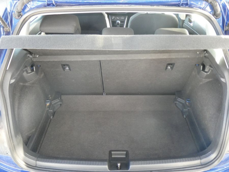 Photo 17 de l'offre de VOLKSWAGEN POLO VI 1.0 TSI 95 LIFE CarPlay Camera Radars JA à 18750€ chez Mérignac auto