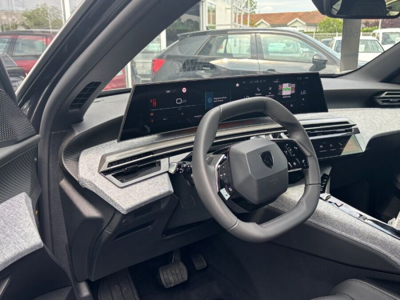 Photo 9 de l'offre de PEUGEOT 3008 HYBRID 145 e-DCS6 ALLURE Panoramic Pack à 31950€ chez Mérignac auto