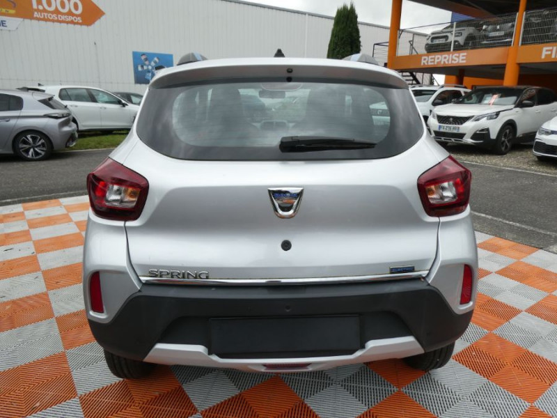 Photo 9 de l'offre de DACIA SPRING 45ch 27.4kWh BUSINESS Achat Integral Pse COMBO CCS GPS Camera à 10890€ chez Mérignac auto