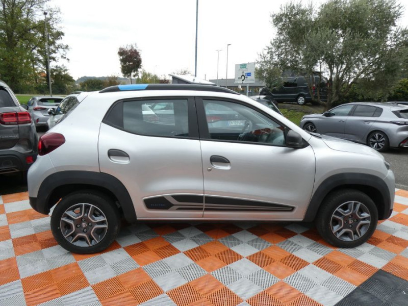 Photo 14 de l'offre de DACIA SPRING 45ch 27.4kWh BUSINESS Achat Integral Pse COMBO CCS GPS Camera à 10890€ chez Mérignac auto