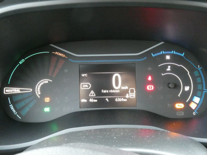 Photo 19 de l'offre de DACIA SPRING 45ch 27.4kWh BUSINESS Achat Integral Pse COMBO CCS GPS Camera à 10890€ chez Mérignac auto