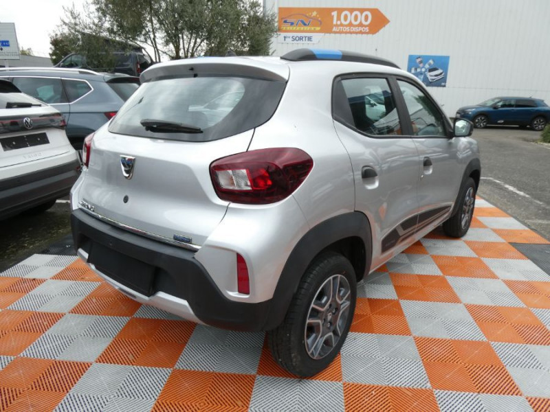 Photo 12 de l'offre de DACIA SPRING 45ch 27.4kWh BUSINESS Achat Integral Pse COMBO CCS GPS Camera à 10890€ chez Mérignac auto