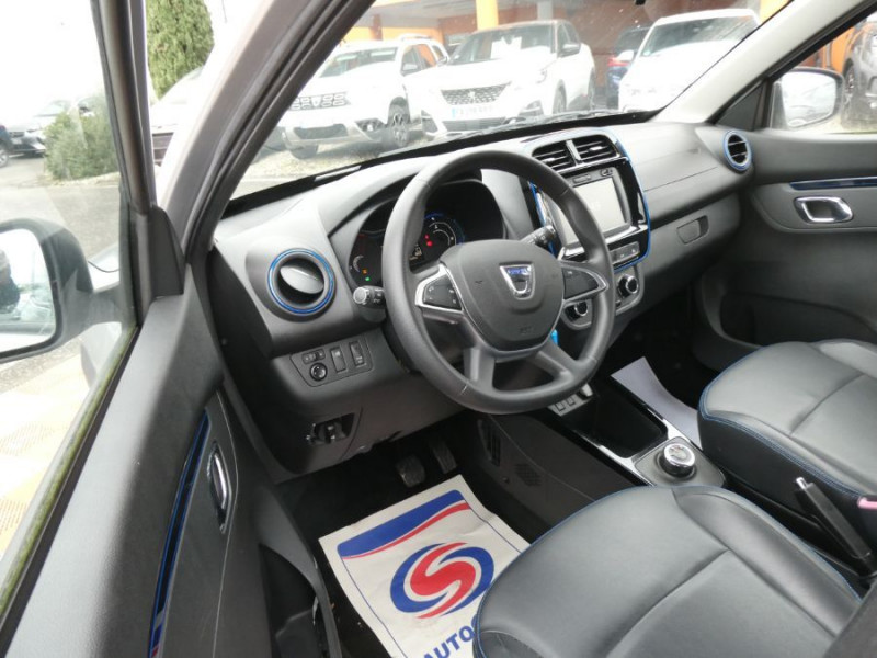 Photo 6 de l'offre de DACIA SPRING 45ch 27.4kWh BUSINESS Achat Integral Pse COMBO CCS GPS Camera à 10890€ chez Mérignac auto