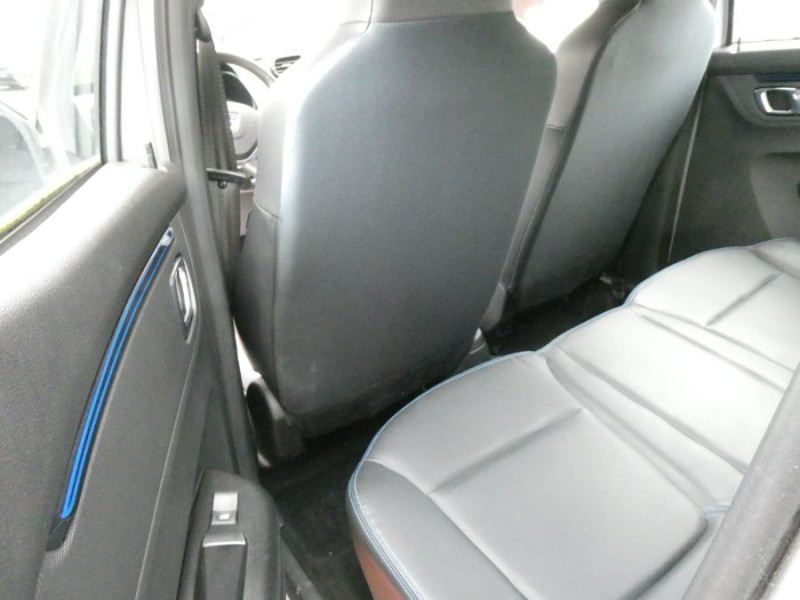 Photo 16 de l'offre de DACIA SPRING 45ch 27.4kWh BUSINESS Achat Integral Pse COMBO CCS GPS Camera à 10890€ chez Mérignac auto