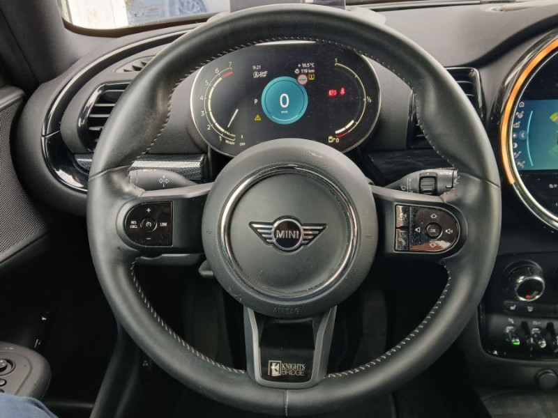 Photo 18 de l'offre de MINI CLUBMAN III 1.5 136 BVA COOPER KnightsBridge TOE GPS LED CarPlay Camera JA18 HUD SC à 26490€ chez Mérignac auto