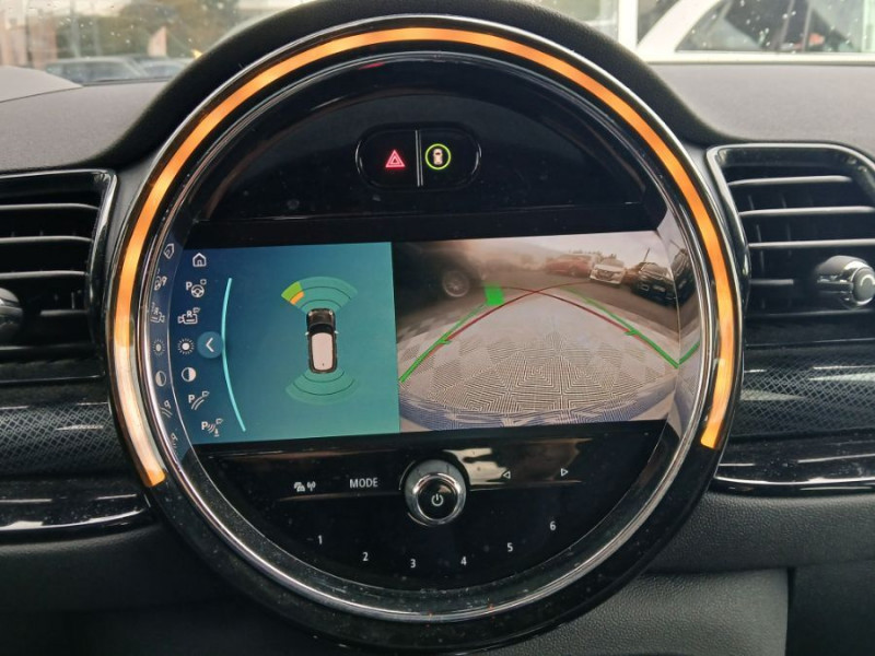 Photo 14 de l'offre de MINI CLUBMAN III 1.5 136 BVA COOPER KnightsBridge TOE GPS LED CarPlay Camera JA18 HUD SC à 26490€ chez Mérignac auto