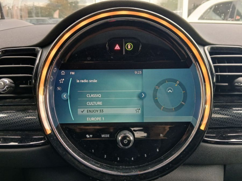 Photo 29 de l'offre de MINI CLUBMAN III 1.5 136 BVA COOPER KnightsBridge TOE GPS LED CarPlay Camera JA18 HUD SC à 26490€ chez Mérignac auto
