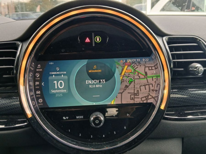 Photo 27 de l'offre de MINI CLUBMAN III 1.5 136 BVA COOPER KnightsBridge TOE GPS LED CarPlay Camera JA18 HUD SC à 26490€ chez Mérignac auto