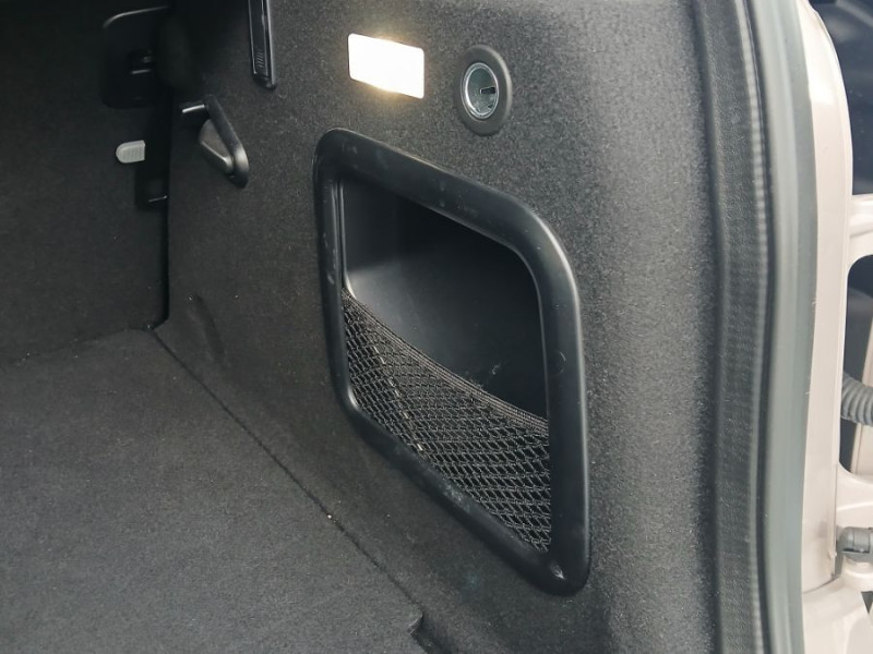 Photo 39 de l'offre de MINI CLUBMAN III 1.5 136 BVA COOPER KnightsBridge TOE GPS LED CarPlay Camera JA18 HUD SC à 26490€ chez Mérignac auto