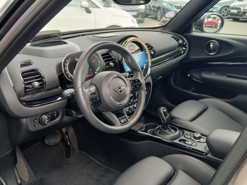 Photo 6 de l'offre de MINI CLUBMAN III 1.5 136 BVA COOPER KnightsBridge TOE GPS LED CarPlay Camera JA18 HUD SC à 26490€ chez Mérignac auto