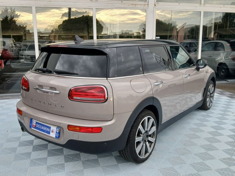 Photo 12 de l'offre de MINI CLUBMAN III 1.5 136 BVA COOPER KnightsBridge TOE GPS LED CarPlay Camera JA18 HUD SC à 26490€ chez Mérignac auto