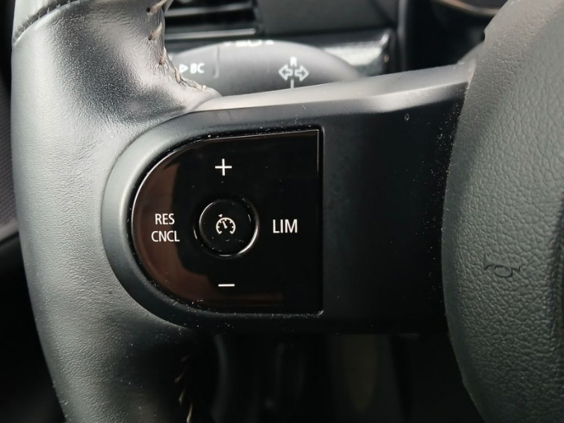 Photo 24 de l'offre de MINI CLUBMAN III 1.5 136 BVA COOPER KnightsBridge TOE GPS LED CarPlay Camera JA18 HUD SC à 26490€ chez Mérignac auto