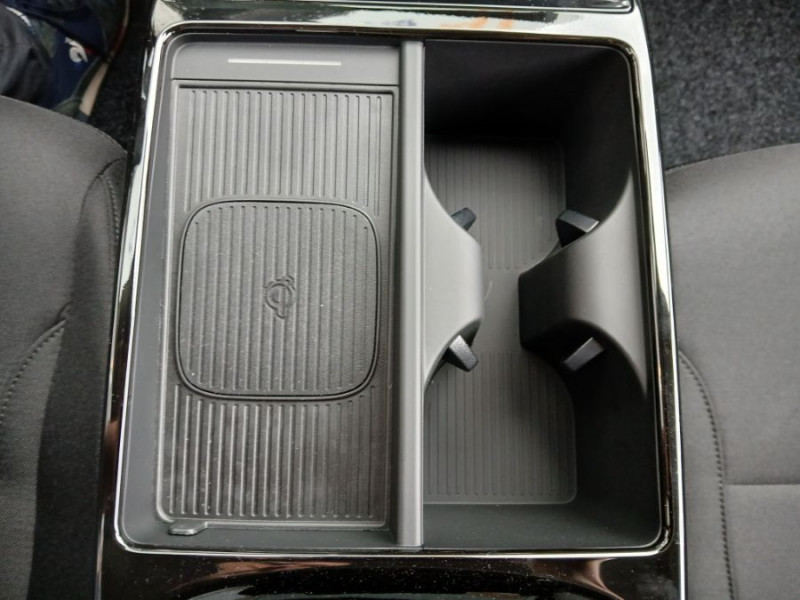 Photo 29 de l'offre de HYUNDAI TUCSON IV (2) 1.6 T-GDI 215 HYBRID BVA6 2WD STYLE PACK CREATIVE à 33870€ chez Mérignac auto