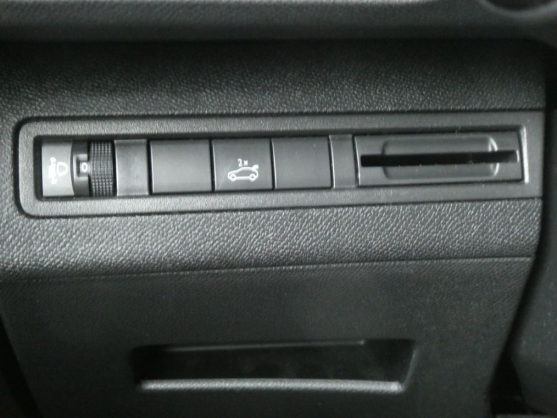 Photo 25 de l'offre de PEUGEOT 3008 II 1.5 BlueHDI 130 EAT8 ALLURE PACK SC ACC Hayon EL. à 21890€ chez Mérignac auto