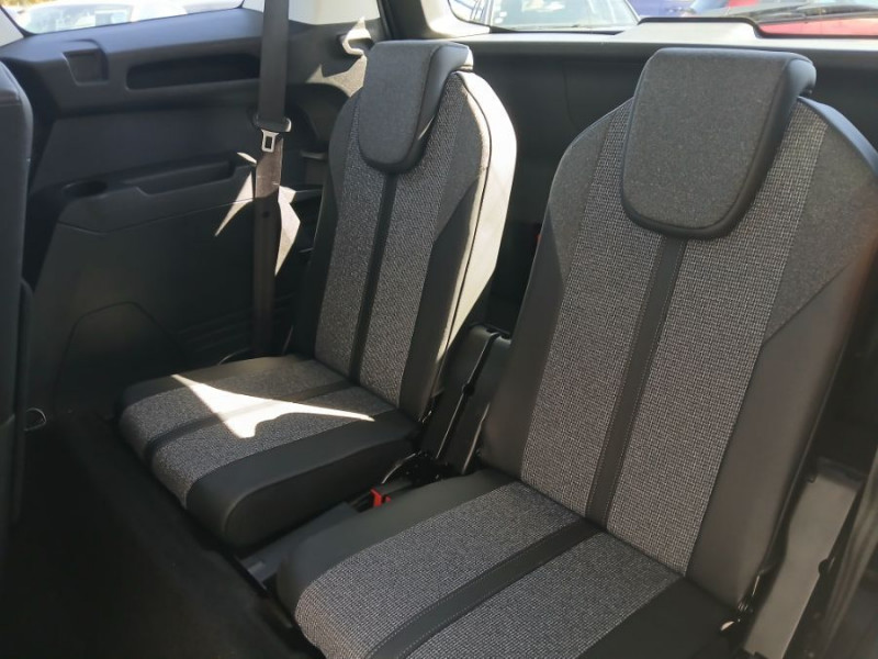 Photo 39 de l'offre de PEUGEOT 5008 II 1.5 BlueHDi 130 EAT8 ALLURE Camera ADML JA19 7PL à 23950€ chez Mérignac auto