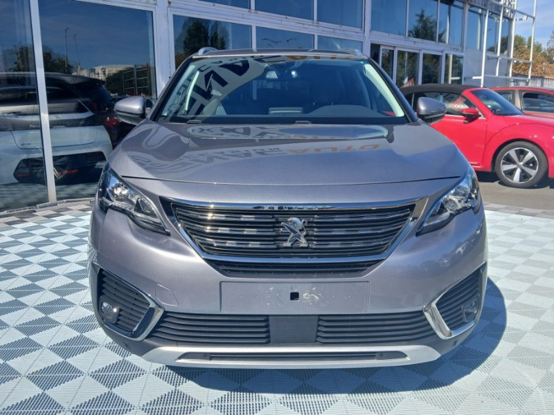 Photo 8 de l'offre de PEUGEOT 5008 II 1.5 BlueHDi 130 EAT8 ALLURE Camera ADML JA19 7PL à 23950€ chez Mérignac auto