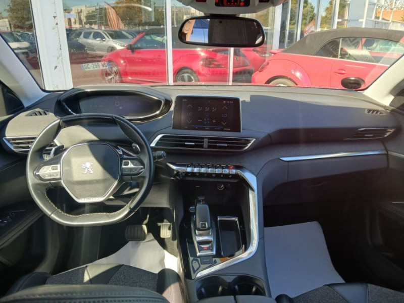 Photo 5 de l'offre de PEUGEOT 5008 II 1.5 BlueHDi 130 EAT8 ALLURE Camera ADML JA19 7PL à 23950€ chez Mérignac auto
