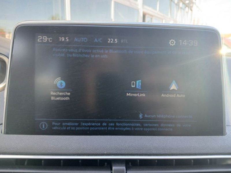 Photo 28 de l'offre de PEUGEOT 5008 II 1.5 BlueHDi 130 EAT8 ALLURE Camera ADML JA19 7PL à 23950€ chez Mérignac auto