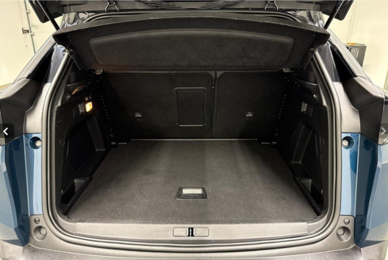 Photo 11 de l'offre de PEUGEOT 3008 II (2) 1.5 BlueHDi 130 EAT8 GT à 27450€ chez Mérignac auto