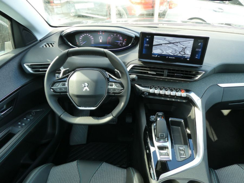 Photo 4 de l'offre de PEUGEOT 3008 II (2) 1.5 BlueHDi 130 EAT8 ALLURE PACK Hayon EL. ACC SC Barres à 23450€ chez Mérignac auto