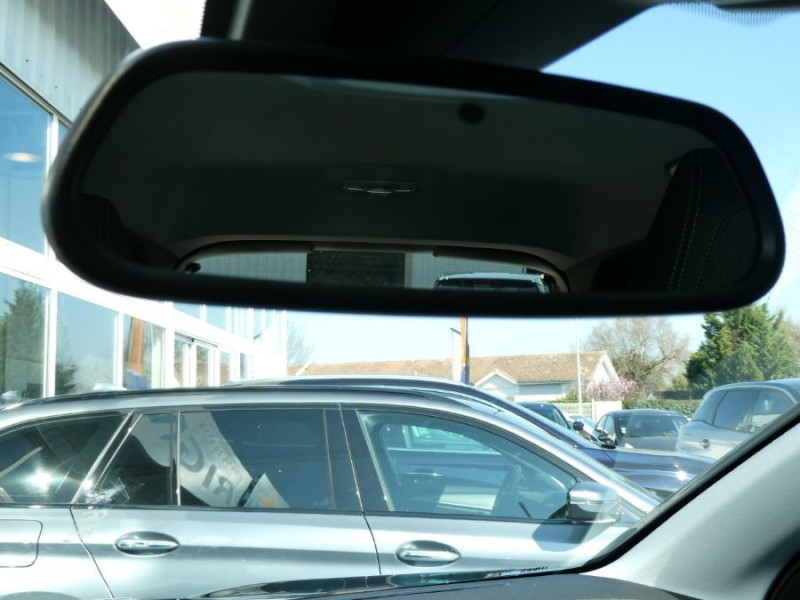 Photo 33 de l'offre de PEUGEOT 3008 II (2) 1.5 BlueHDi 130 EAT8 ALLURE PACK Hayon EL. ACC SC Barres à 23450€ chez Mérignac auto