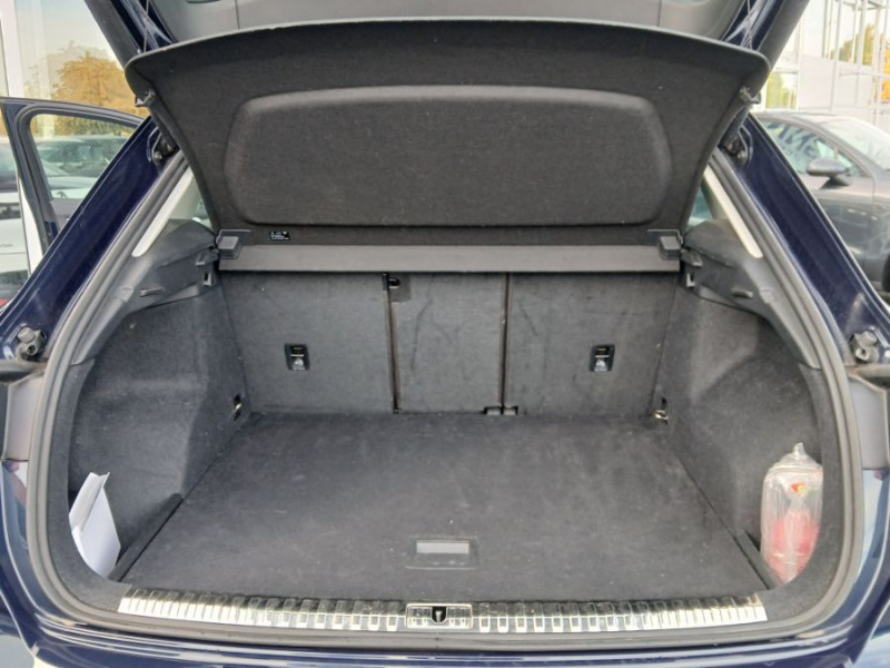 Photo 32 de l'offre de AUDI Q3 35 TFSI 150 2WD S tronic 7 CAM 360 CUIR TOE Hayon EL. 1ère Main à 28490€ chez Mérignac auto