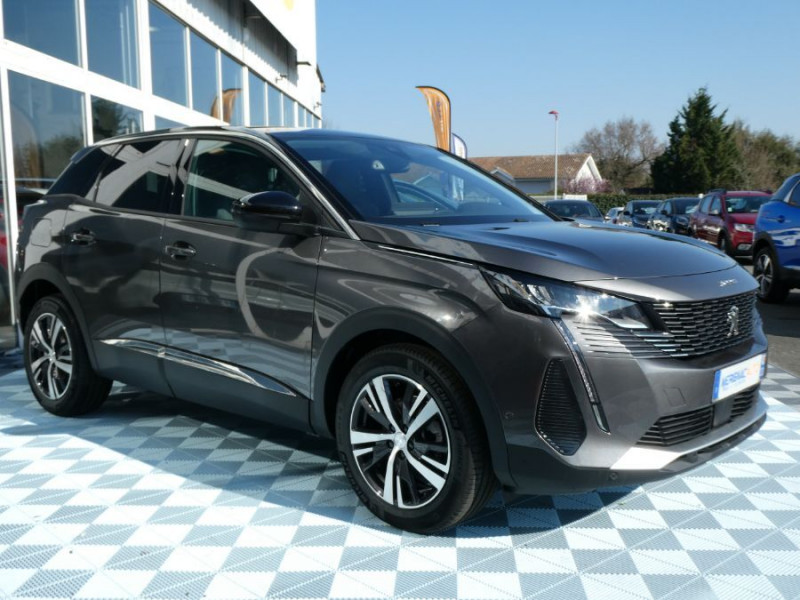 Photo 2 de l'offre de PEUGEOT 3008 II (2) 1.5 BlueHDi 130 EAT8 ALLURE PACK Hayon EL. ACC SC Barres à 23450€ chez Mérignac auto
