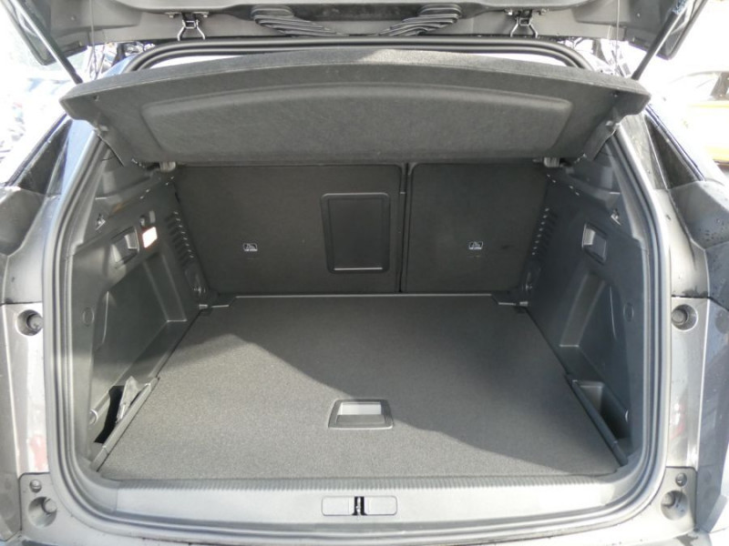 Photo 17 de l'offre de PEUGEOT 3008 II (2) 1.5 BlueHDi 130 EAT8 ALLURE PACK Hayon EL. ACC SC Barres à 23450€ chez Mérignac auto