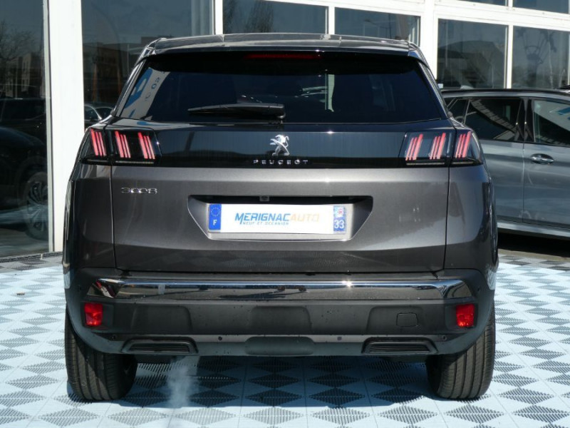 Photo 14 de l'offre de PEUGEOT 3008 II (2) 1.5 BlueHDi 130 EAT8 ALLURE PACK Hayon EL. ACC SC Barres à 23450€ chez Mérignac auto
