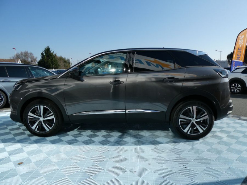 Photo 11 de l'offre de PEUGEOT 3008 II (2) 1.5 BlueHDi 130 EAT8 ALLURE PACK Hayon EL. ACC SC Barres à 23450€ chez Mérignac auto