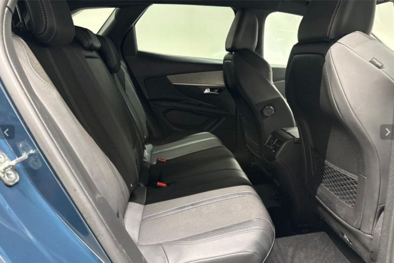 Photo 12 de l'offre de PEUGEOT 3008 II (2) 1.5 BlueHDi 130 EAT8 GT à 27450€ chez Mérignac auto