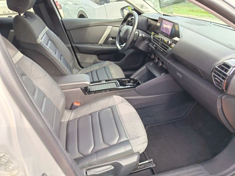 Photo 14 de l'offre de CITROEN C4 1.5 BlueHDI 130 EAT8 SHINE GPS à 21450€ chez Mérignac auto