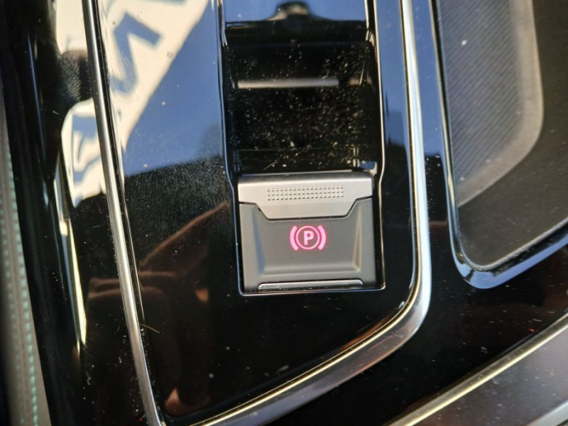 Photo 30 de l'offre de PEUGEOT 5008 II 1.5 BlueHDi 130 EAT8 ALLURE PACK 7PL 1ère Main à 30890€ chez Mérignac auto