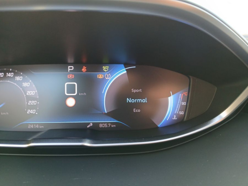 Photo 22 de l'offre de PEUGEOT 5008 II 1.5 BlueHDi 130 EAT8 ALLURE PACK 7PL 1ère Main à 30890€ chez Mérignac auto