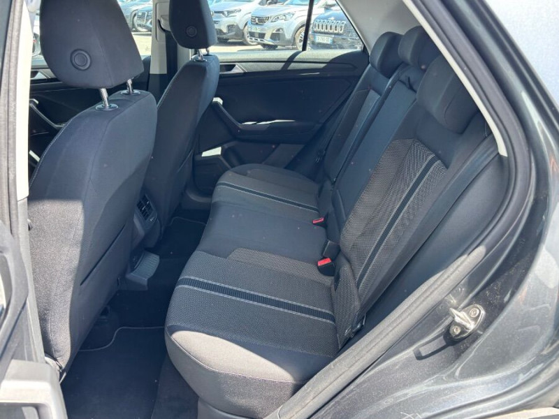 Photo 15 de l'offre de VOLKSWAGEN T-ROC 1.0 TSI 115 BVM6 LOUNGE CarPlay ACC Radars à 15450€ chez Mérignac auto