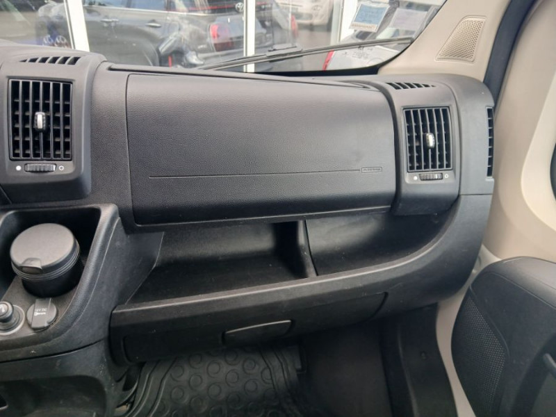 Photo 37 de l'offre de CITROEN JUMPER 35 L2H2 2.0 BlueHDi 130 BVM6 3T5 CLUB Camera 2AirBags 17900HT à 17900€ chez Mérignac auto