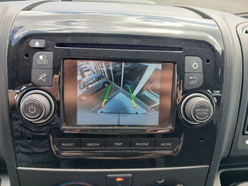 Photo 6 de l'offre de CITROEN JUMPER 35 L2H2 2.0 BlueHDi 130 BVM6 3T5 CLUB Camera 2AirBags 17900HT à 17900€ chez Mérignac auto