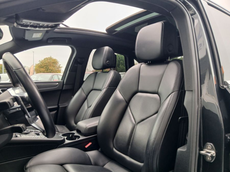 Photo 5 de l'offre de PORSCHE MACAN II 2.0 252 PDK TOE JA20 Camera Bose 1ère Main à 52900€ chez Mérignac auto