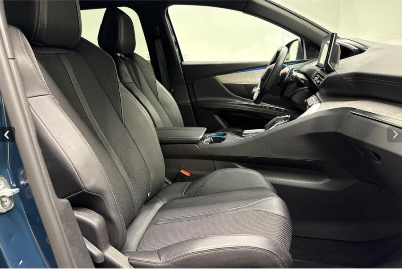 Photo 5 de l'offre de PEUGEOT 3008 II (2) 1.5 BlueHDi 130 EAT8 GT à 27450€ chez Mérignac auto