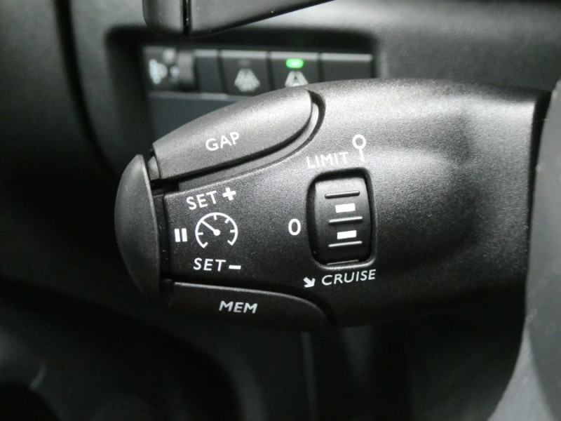 Photo 30 de l'offre de CITROEN C5 AIRCROSS NEW (2) 1.5 BlueHDi 130 EAT8 MAX Bi Ton à 29950€ chez Mérignac auto