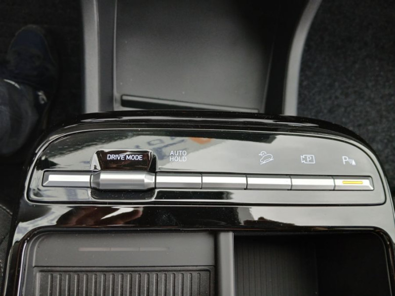 Photo 28 de l'offre de HYUNDAI TUCSON IV (2) 1.6 T-GDI 215 HYBRID BVA6 2WD STYLE PACK CREATIVE à 33450€ chez Mérignac auto