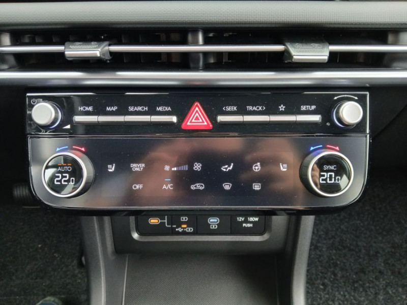 Photo 26 de l'offre de HYUNDAI TUCSON IV (2) 1.6 T-GDI 215 HYBRID BVA6 2WD STYLE PACK CREATIVE à 33450€ chez Mérignac auto