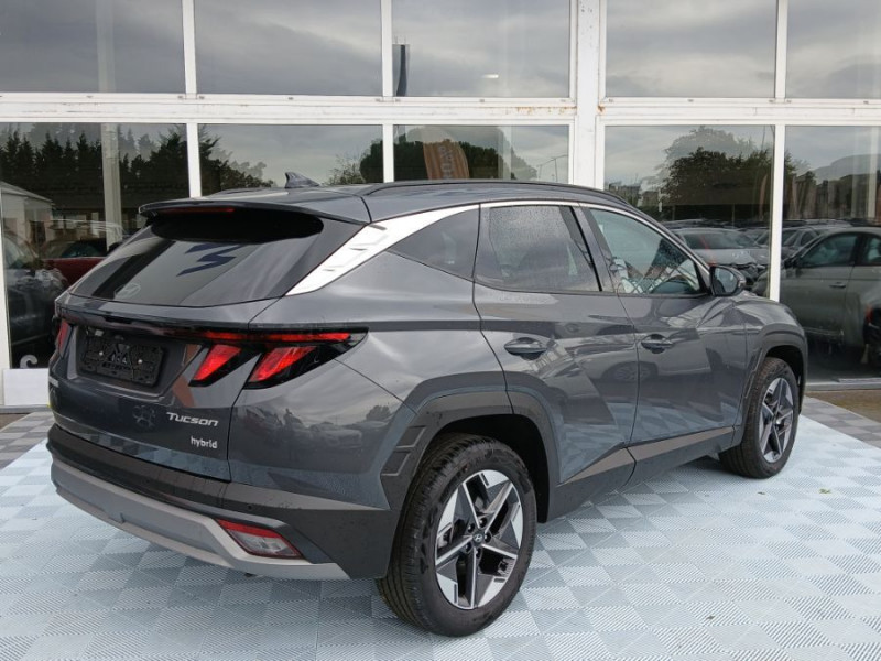 Photo 10 de l'offre de HYUNDAI TUCSON IV (2) 1.6 T-GDI 215 HYBRID BVA6 2WD STYLE PACK CREATIVE à 33450€ chez Mérignac auto