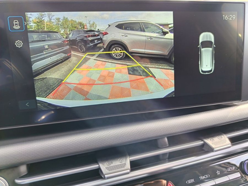 Photo 5 de l'offre de HYUNDAI TUCSON IV (2) 1.6 T-GDI 215 HYBRID BVA6 2WD STYLE PACK CREATIVE à 33870€ chez Mérignac auto